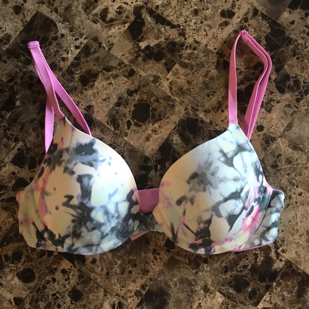 Victoria’s Secret PINK Bra